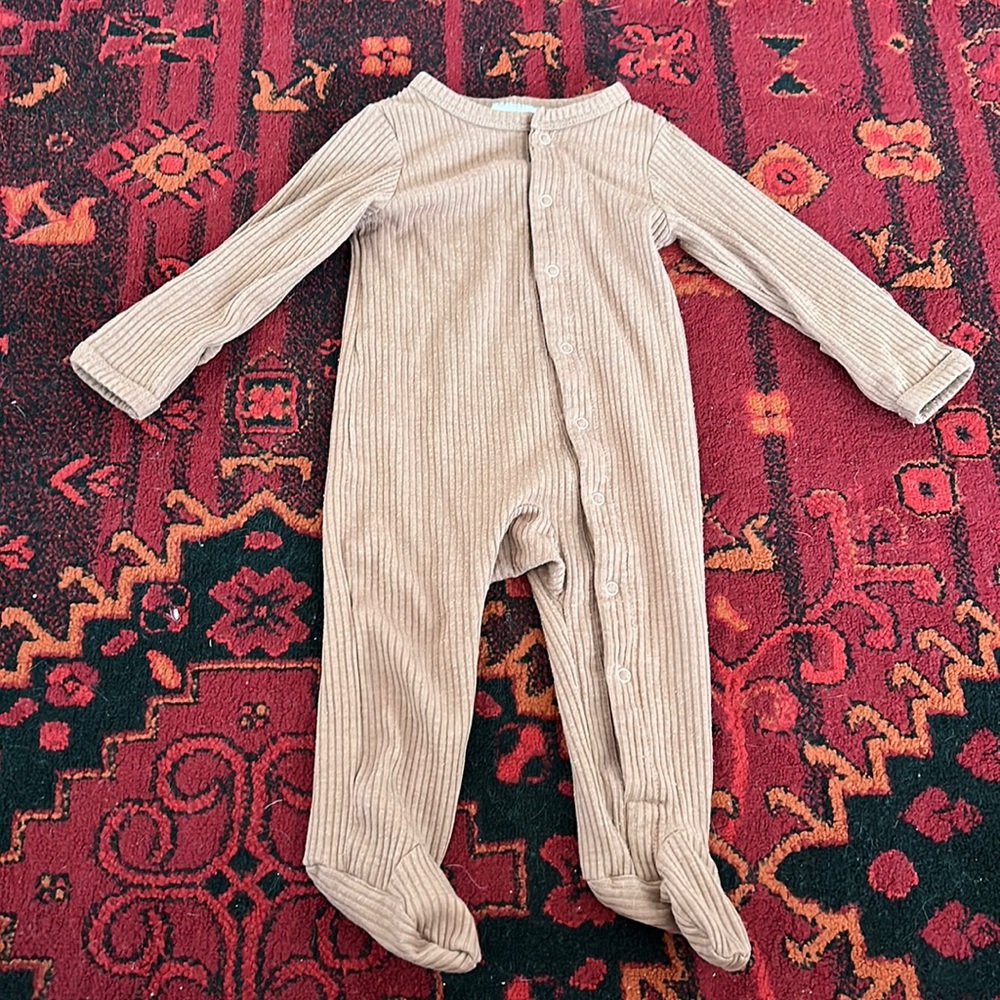 3-6 month mauve MEBIE BABY ribbed footie snap pajamas